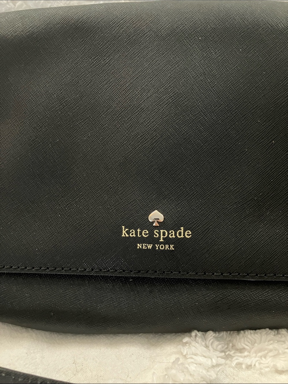kate spade black crossbody with gold-tone chain accents - Picture 2 of 6
